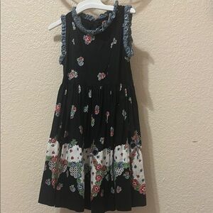 Vintage Black and White Sleeveless Pleated Sundress